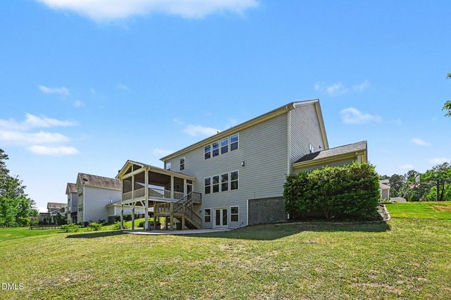 724 Peninsula Forest Place, Cary, NC 27519