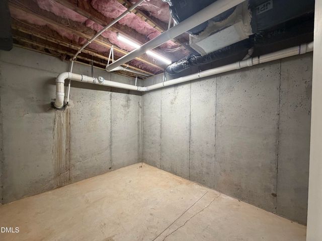 724 Peninsula Forest Place, Cary, NC 27519