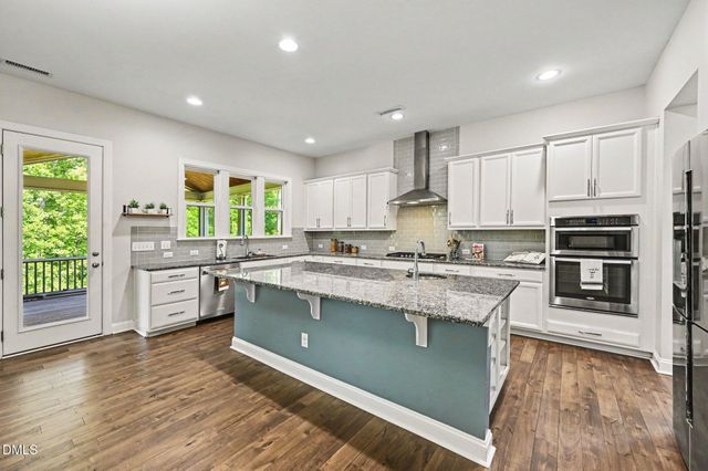 724 Peninsula Forest Place, Cary, NC 27519