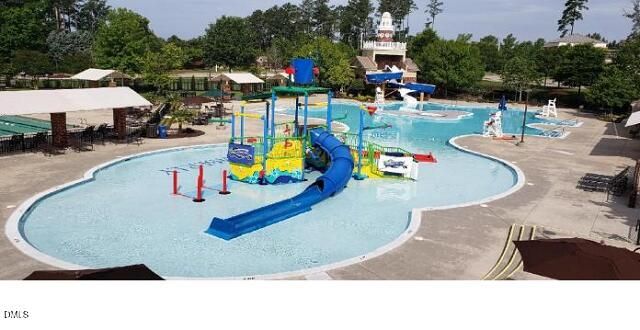 724 Peninsula Forest Place, Cary, NC 27519
