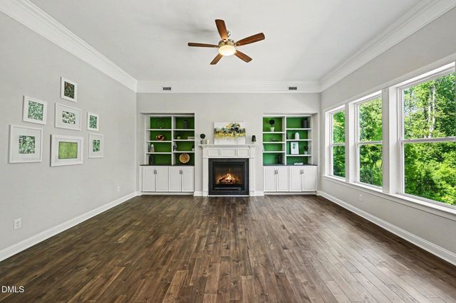 724 Peninsula Forest Place, Cary, NC 27519