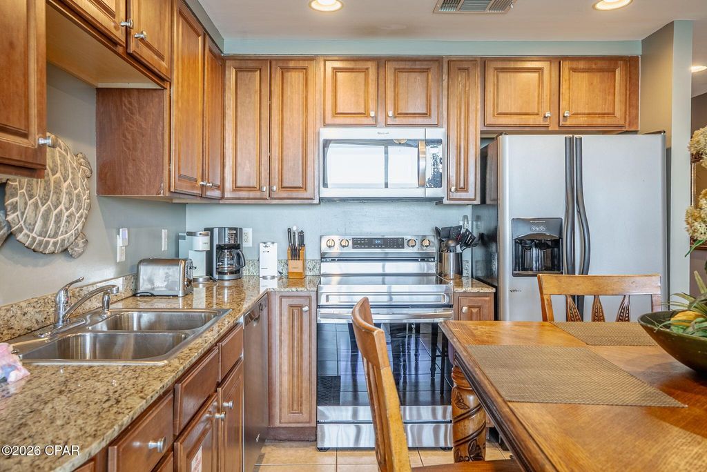 Image 24 of property listing at 17739 Front Beach Road 806W, Panama City Beach, FL 32413