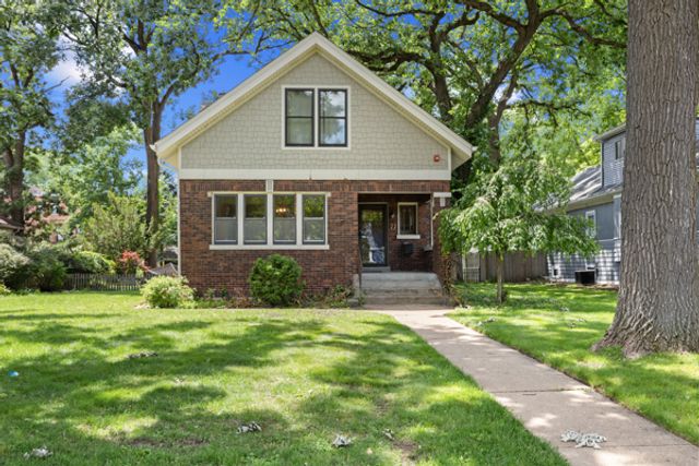 22 Keystone Avenue, River Forest, IL 60305