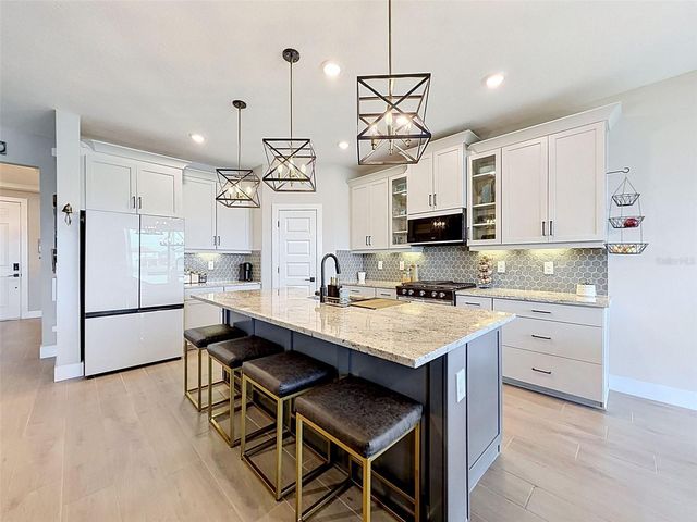 3726 SAVANNA PALMS COURT, Bradenton, FL 34211