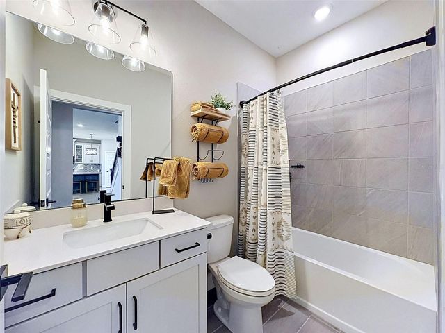 3726 SAVANNA PALMS COURT, Bradenton, FL 34211