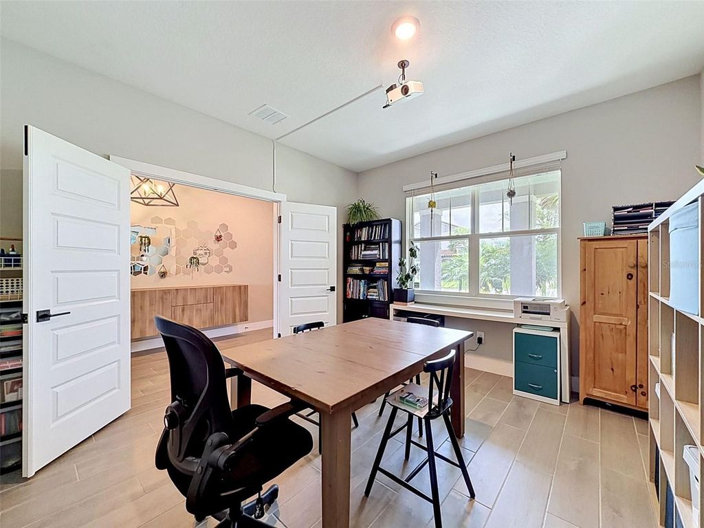 Image 13 of property listing at 3726 SAVANNA PALMS COURT, Bradenton, FL 34211