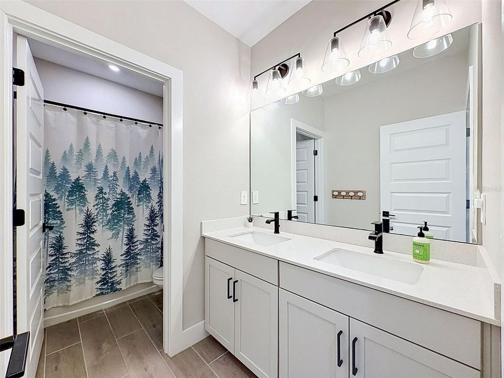 Image 63 of property listing at 3726 SAVANNA PALMS COURT, Bradenton, FL 34211