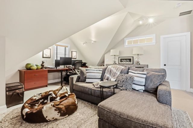 288 Boulder Hill Drive, Shelburne, VT 05482