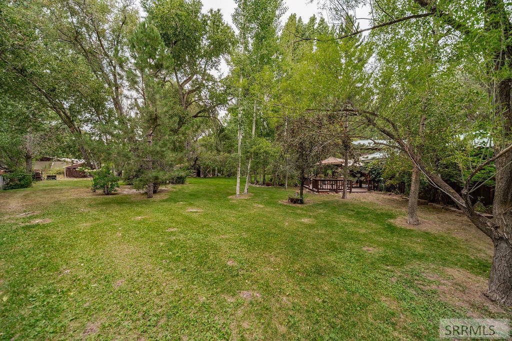 Image 12 of property listing at 465 N 4108 E, Rigby, ID 83442