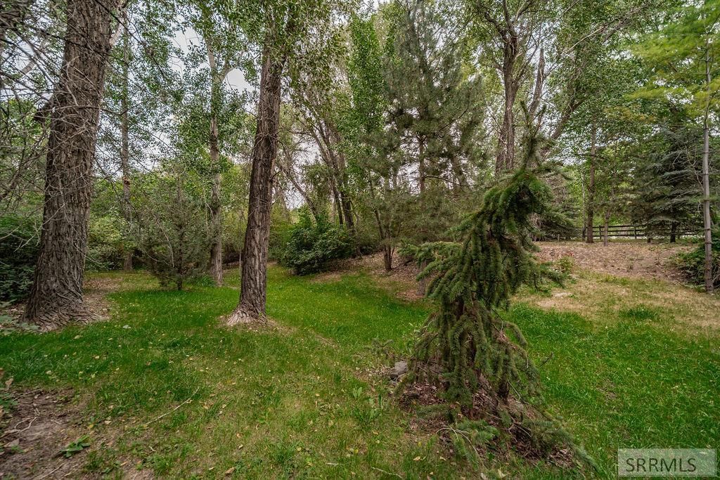 Image 26 of property listing at 465 N 4108 E, Rigby, ID 83442