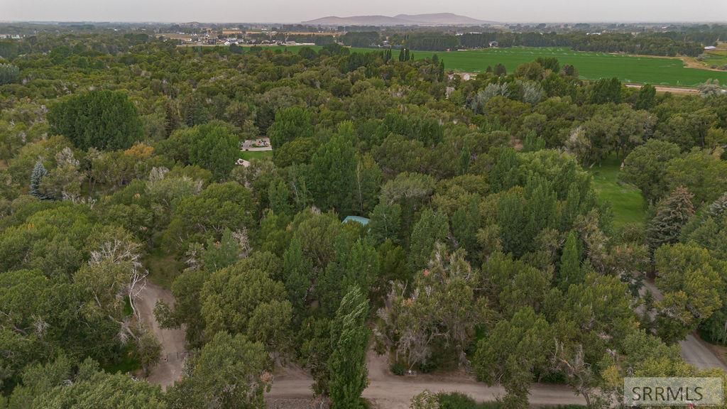 Image 27 of property listing at 465 N 4108 E, Rigby, ID 83442