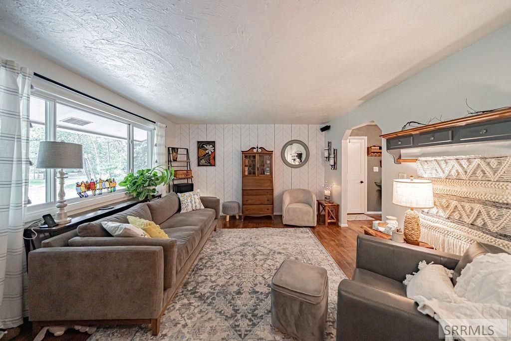 Image 36 of property listing at 465 N 4108 E, Rigby, ID 83442