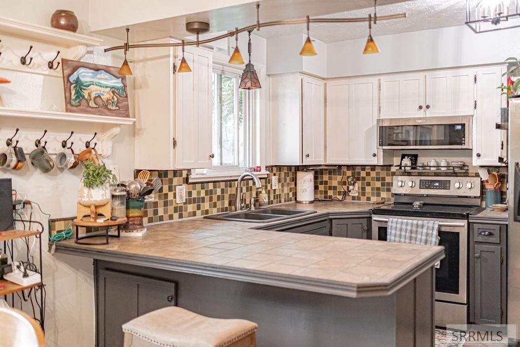 Image 42 of property listing at 465 N 4108 E, Rigby, ID 83442