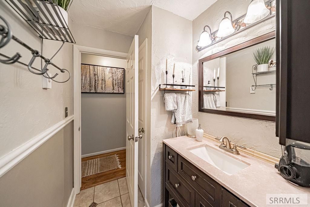 Image 54 of property listing at 465 N 4108 E, Rigby, ID 83442