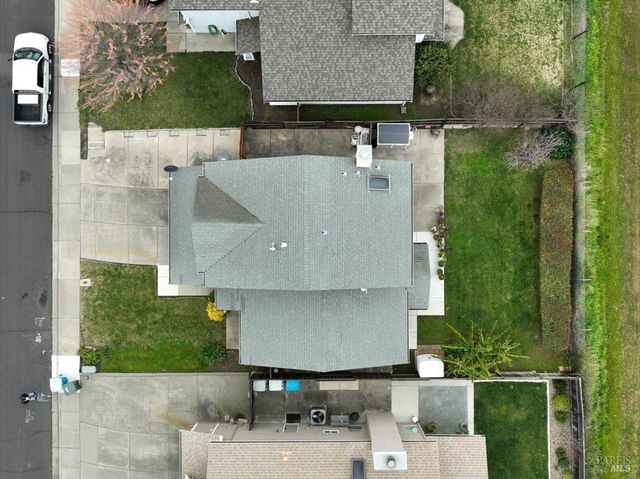 556 Somerville Cir, Vacaville, CA 95687