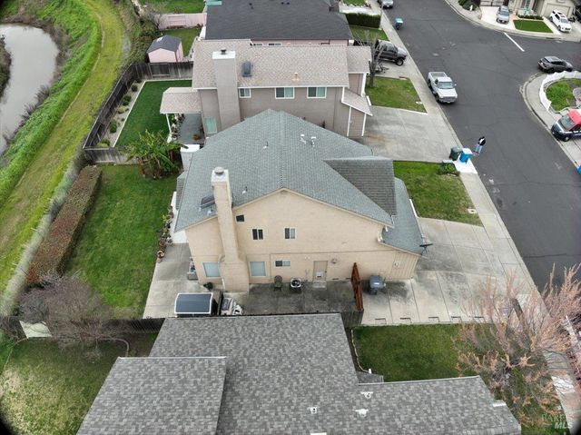 556 Somerville Cir, Vacaville, CA 95687