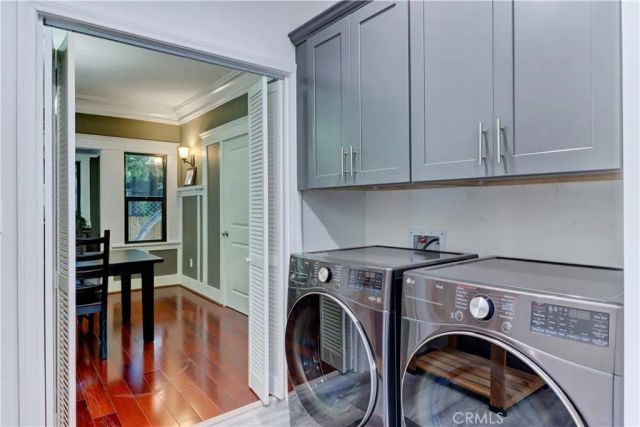 223 N. St. Andrews, Los Angeles, CA 90004