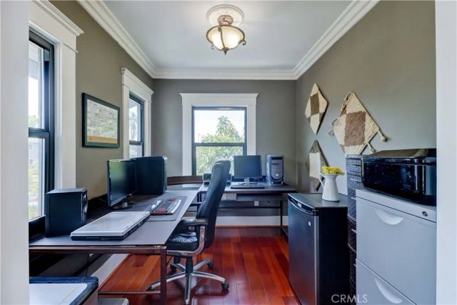 223 N. St. Andrews, Los Angeles, CA 90004