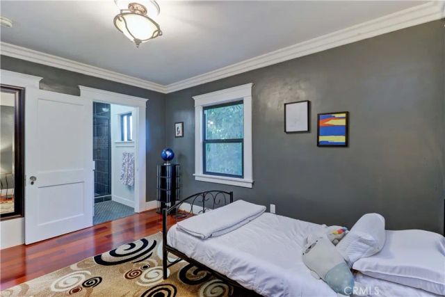 223 N. St. Andrews, Los Angeles, CA 90004