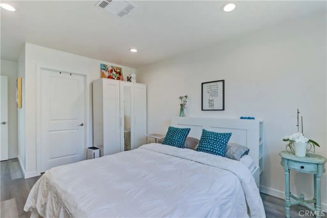 223 N. St. Andrews, Los Angeles, CA 90004