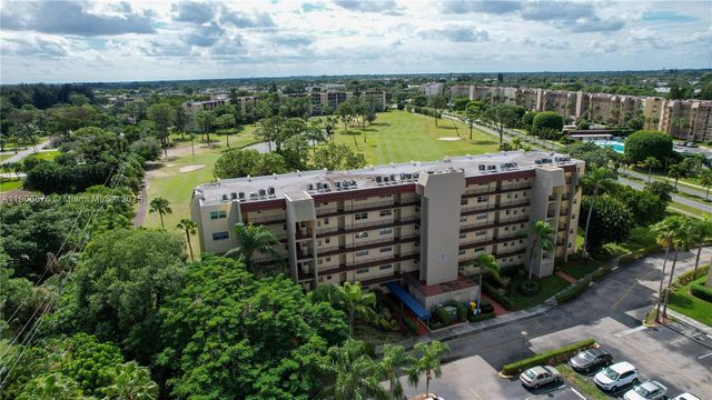 3654 Via Poinciana 502, Lake Worth, FL 33467