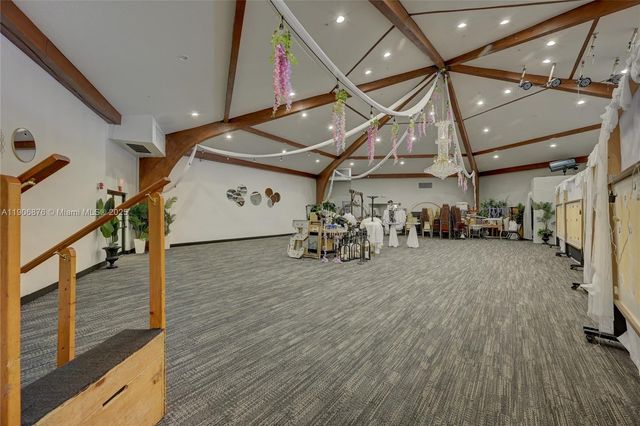 3654 Via Poinciana 502, Lake Worth, FL 33467