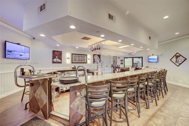 3654 Via Poinciana 502, Lake Worth, FL 33467