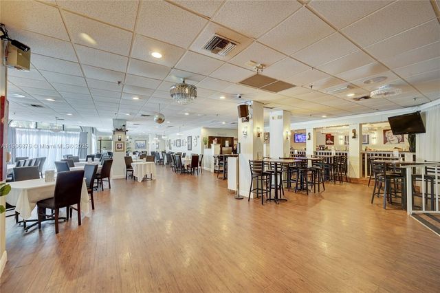 3654 Via Poinciana 502, Lake Worth, FL 33467