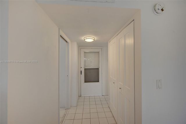 3654 Via Poinciana 502, Lake Worth, FL 33467