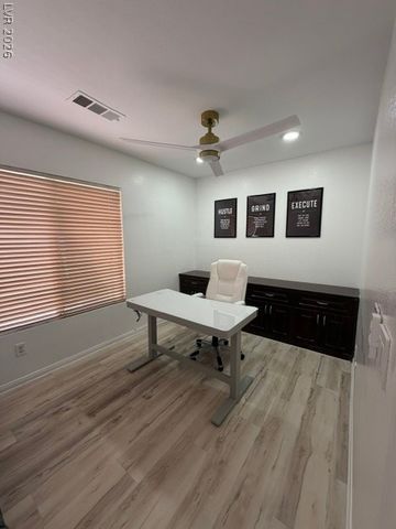 9572 Hawaiian Summer Street, Las Vegas, NV 89123