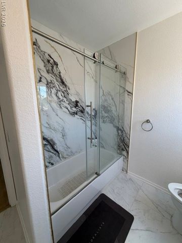 9572 Hawaiian Summer Street, Las Vegas, NV 89123