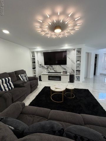 9572 Hawaiian Summer Street, Las Vegas, NV 89123