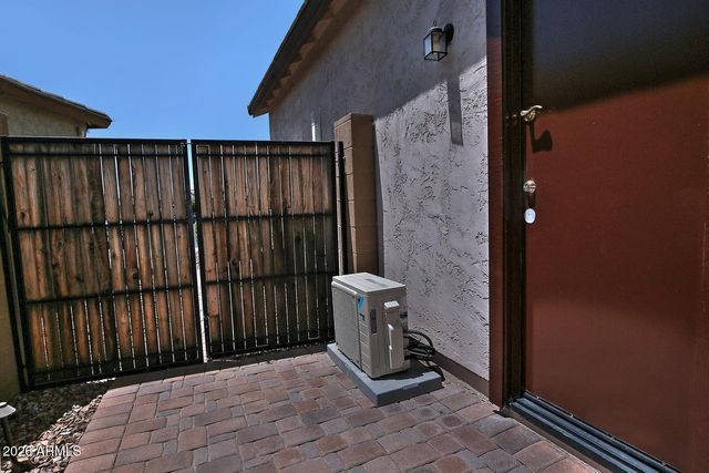 5744 W HERITAGE Court, Florence, AZ 85132
