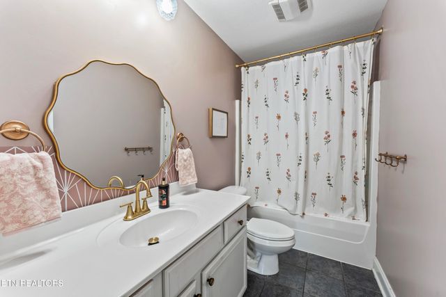 157 Van Gilder Way, Seymour, TN 37865