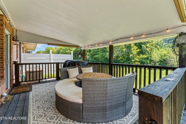 157 Van Gilder Way, Seymour, TN 37865