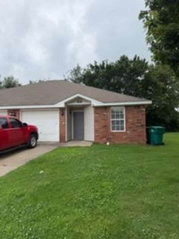 323 Graystone Circle, Centerton, AR 72719