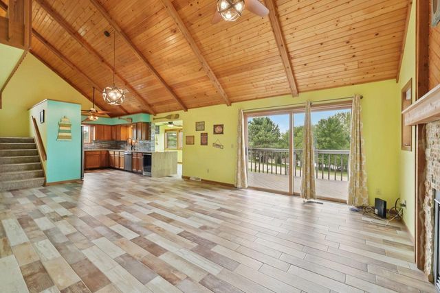 S1210 Remington Drive, La Valle, WI 53941