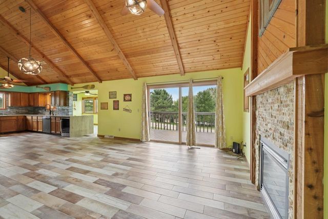 S1210 Remington Drive, La Valle, WI 53941