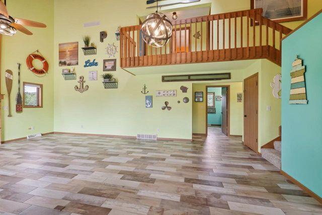 S1210 Remington Drive, La Valle, WI 53941