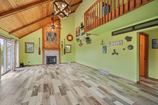 S1210 Remington Drive, La Valle, WI 53941