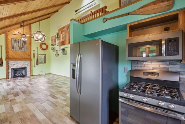 S1210 Remington Drive, La Valle, WI 53941