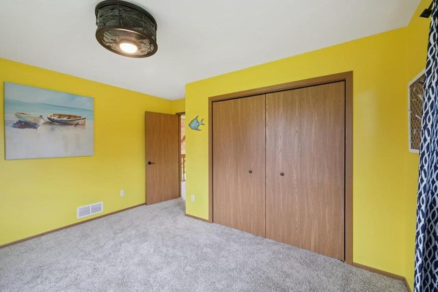 S1210 Remington Drive, La Valle, WI 53941