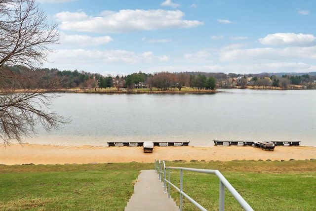 S1210 Remington Drive, La Valle, WI 53941