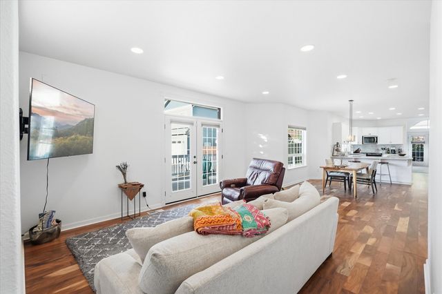 305 Woodville Way, Rogue River, OR 97537