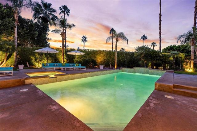 2 Silver Circle, Rancho Mirage, CA 92270