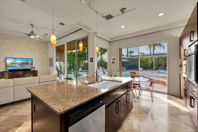 2 Silver Circle, Rancho Mirage, CA 92270