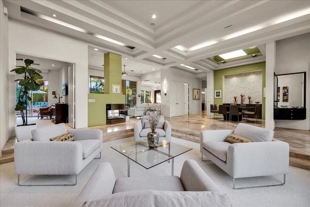 2 Silver Circle, Rancho Mirage, CA 92270