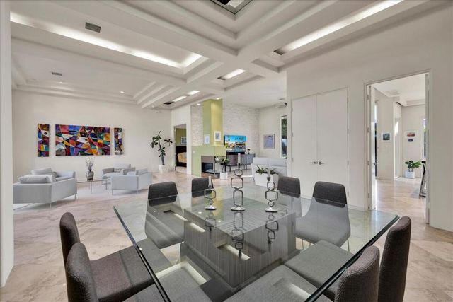 2 Silver Circle, Rancho Mirage, CA 92270