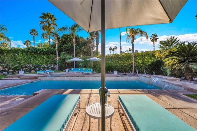 2 Silver Circle, Rancho Mirage, CA 92270