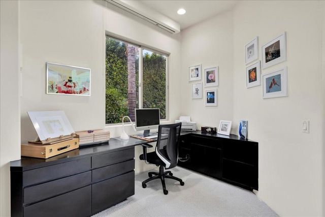 2 Silver Circle, Rancho Mirage, CA 92270